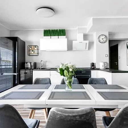 Comfy - Transatlantyk Lux Gdynia