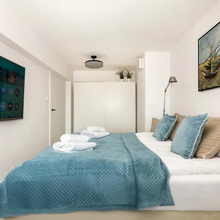 Comfy - Transatlantyk Lux Gdynia